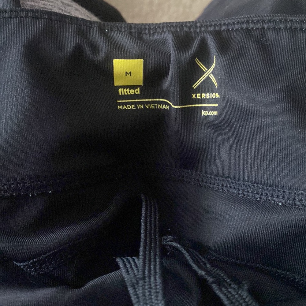 Workout/Exercise Pants - Picture 4 of 4